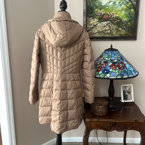 Bernardo sz large packable bibbed winter coat with hood EUC worn once - Picture 4 of 12